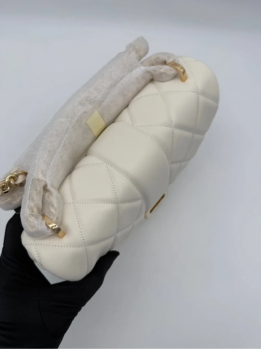 Kate Spade Carey Quilted Small Flap Crossbody Meringue